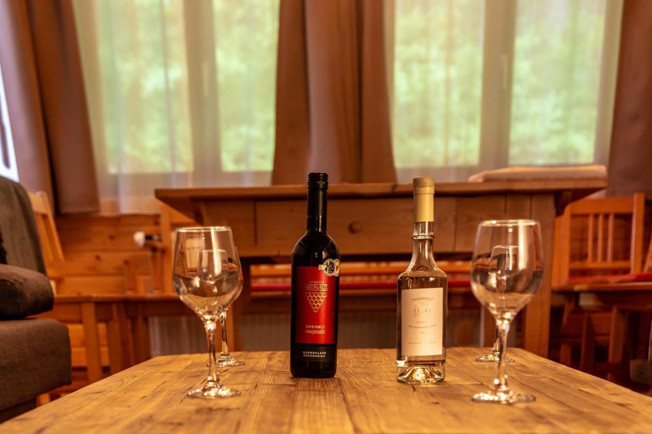 Four Seasons Lodge Лакенхоф Екстериор снимка
